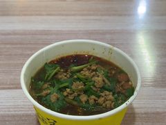 -八哥酸辣粉(大中路步行街店)