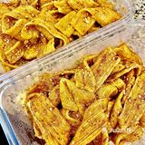 加班必备，蒜香辣条！[胜利]