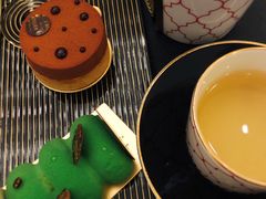 -Salon de The de Joel Robuchon(外滩18号店)