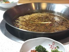 -牛华八婆麻辣烫(龙湖U城店)