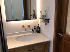 -Line 咖啡(石厦花园店)