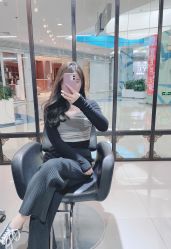 -FRIDAY星期五专业美发沙龙