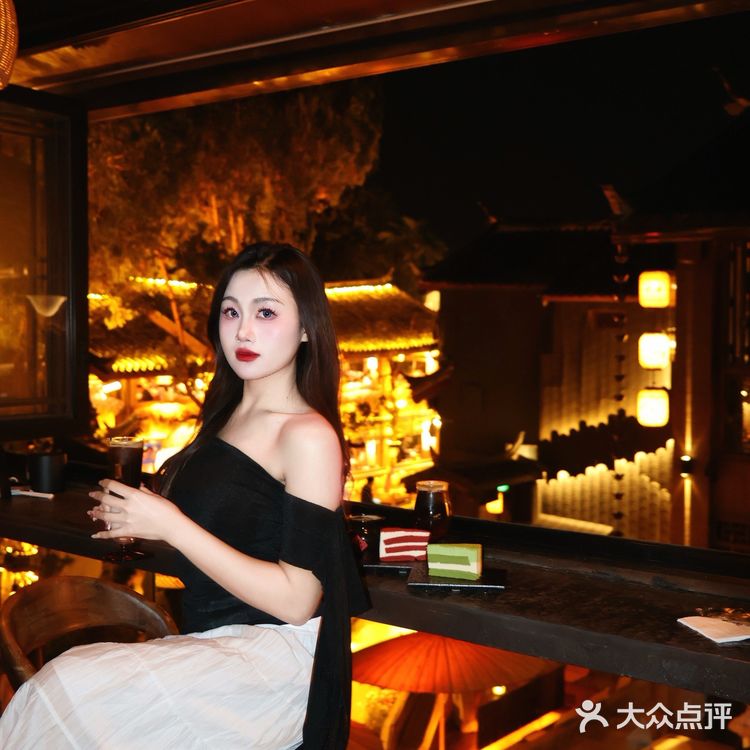 藏在丽江的“猪圈”咖啡☕ 太好拍啦