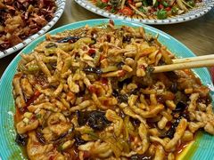 鱼香肉丝-重庆椒麻鱼·川味江湖菜