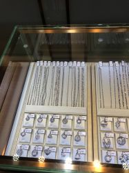 -万宝金楼(威海路店)