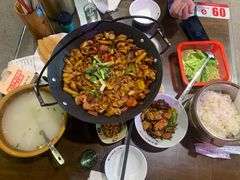 -富正毅三下锅·湘西韵味(天门山索道店)