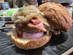 好莱坞汉堡-Let'sBURGERplus·非常创意汉堡(三里屯店)
