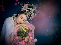 -九月鹰飞汉服摄影工作室