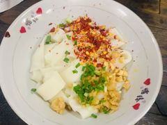 葱油拌粉-盟重烧烤(东瓜山创始店)