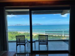 -三亚湾海居铂尔曼度假酒店