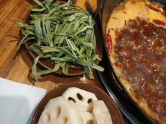 -周幺妹重庆老火锅(银泰城总店)