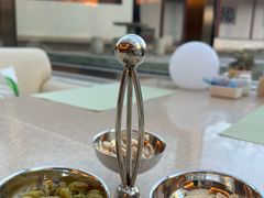 -亮马河饭店翠雅咖啡厅