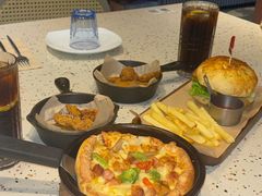 -必胜客(WOW中心城店)