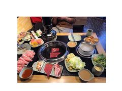 -釜御山海鲜烤肉火锅自助(新城市中心店)