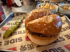 绝代佳人招牌汉堡-Side Street街旁(交道口店)