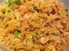 咸鱼鸡粒炒饭-大头虾越式风味餐厅(光明广场店)