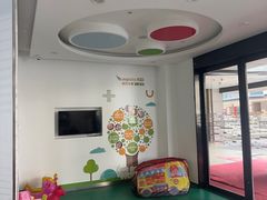 -雅悦齿科(顾村公园店)