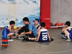-呈康体育青少年篮球培训班(虹口店)