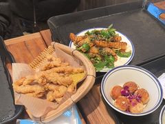 -云阿蛮云南生烫牛肉米线(奉贤路店)