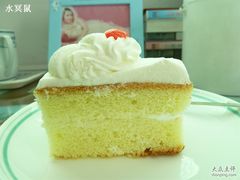 -红宝石·鲜奶小方·海派西点房(南丹店)