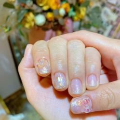 -花系美·美甲美睫精品店