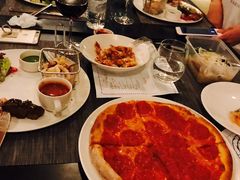 -WOLFGANG PUCK KITCHEN & BAR(迪士尼小镇店)