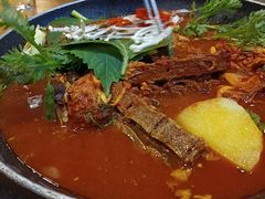 土豆排骨火锅-喇喇排骨火锅·传统韩式脊骨汤(望京西园总店)