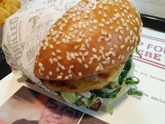 -The Habit Burger Grill 哈比特汉堡(复兴soho店)