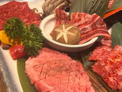 -炼火烤肉店
