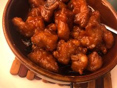 钵仔榄角排骨-沙龙酒家