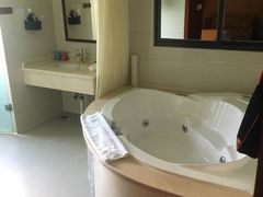 -苏州独墅湖书香世家酒店