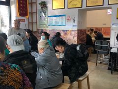 等位区-老磁器口豆汁店(天坛店)