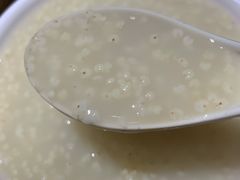 小米粥-鸡鸣汤包(复地活力广场店)