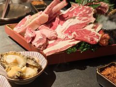 -铭牛烧肉·和牛海鲜自助(高新月牙湖店)