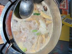 -四季喧黔味豆米火锅(万达广场店)