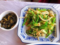 水芹菜炒干丝-洞天食府(北大街店)