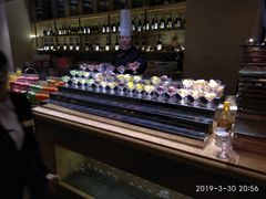 -雍和会海鲜姿造自助(湖东路店)