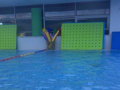 -龙格亲子游泳·水育早教中心(华亿大润发店)