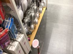 -名创优品(江南新地店)