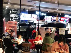 大堂-肯德基(盘龙奥莱店)