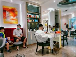 -Kraemer Paris  苏豪路易士·嘉玛发廊