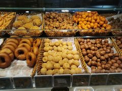 -胖东来生活广场(健康路店)