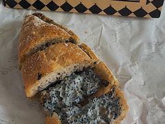 松露鱼籽法棍-Let's Taipei 非常烘焙(太古里店)