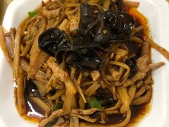 鱼香肉丝-黑皮酸菜鱼(绣花巷店)