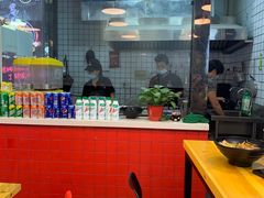 大堂-螺少野柳州螺蛳粉(鱼化寨地铁商业街店)