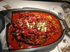 -江边城外烤全鱼(世茂广场店)