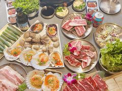 -围炉肉舍•炭烤活鳗•丹东海鲜烤肉(步行街店)