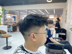 -尤司男士国潮理发馆