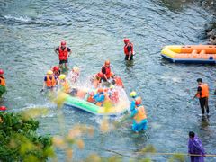 -宝天曼峡谷漂流