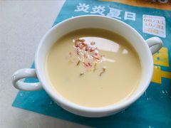 杨枝甘露-青岛中心假日酒店·蓝天行政酒廊